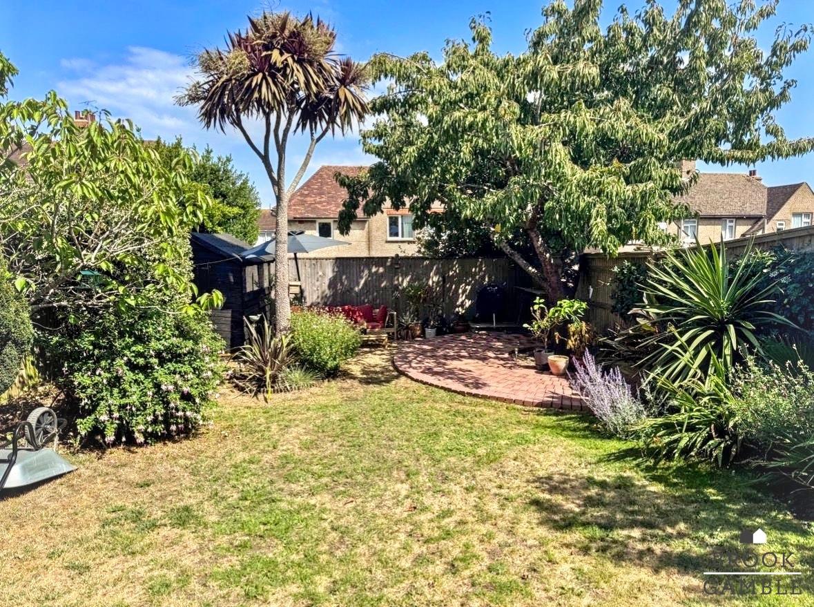 3 Bedroom House - End Terrace. Royal Sussex Crescent in Eastbourne, East Sussex 23